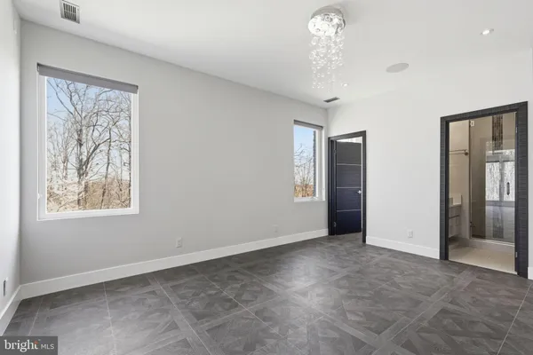 $2,600,000 | 6600 Reserves Hill Court, Annandale, VA 22003