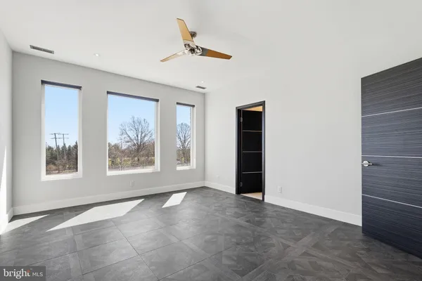 $2,600,000 | 6600 Reserves Hill Court, Annandale, VA 22003