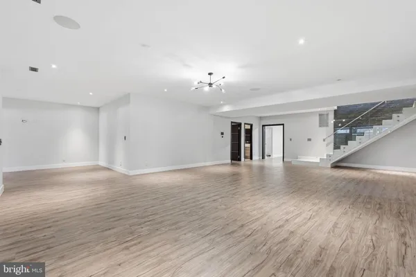 $2,600,000 | 6600 Reserves Hill Court, Annandale, VA 22003