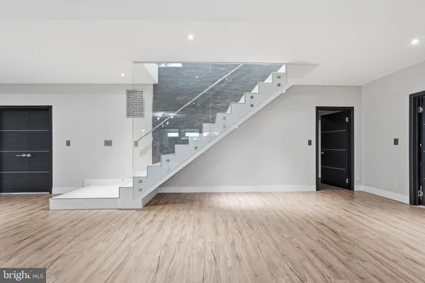 $2,600,000 | 6600 Reserves Hill Court, Annandale, VA 22003