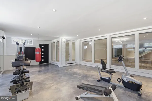 $2,600,000 | 6600 Reserves Hill Court, Annandale, VA 22003