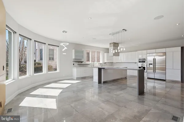 $2,600,000 | 6600 Reserves Hill Court, Annandale, VA 22003