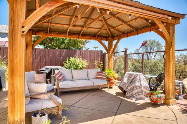 $469,500 | 239 Pheasant Run Drive, Copperopolis, CA 95228