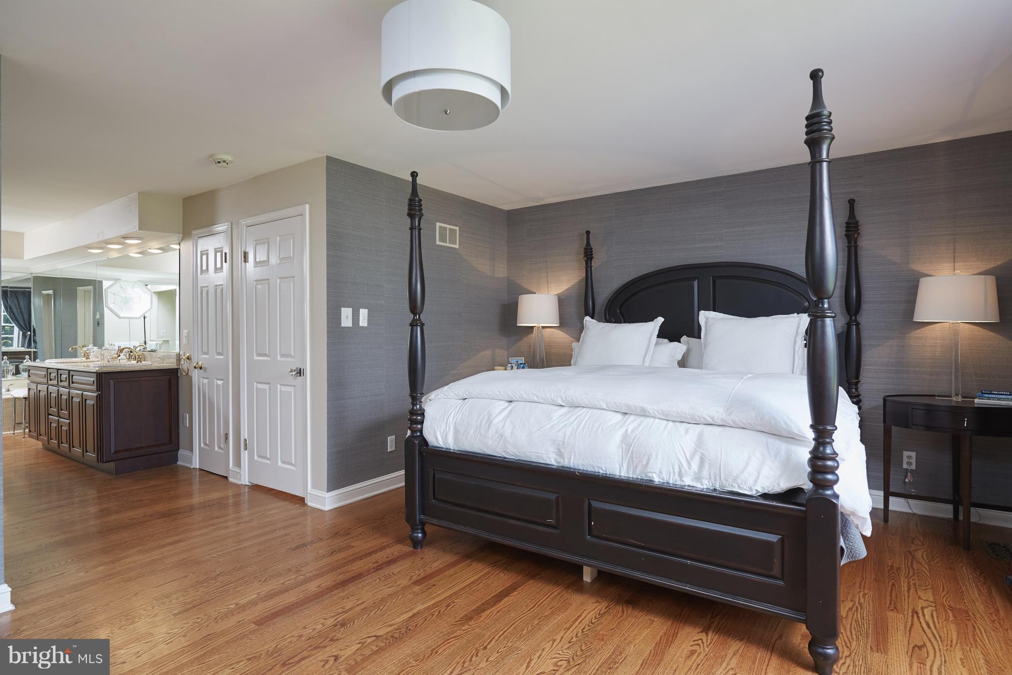 12821 Three Sisters Road Potomac, MD 20854 - Photo 14 of 30 Bedroom (Master)