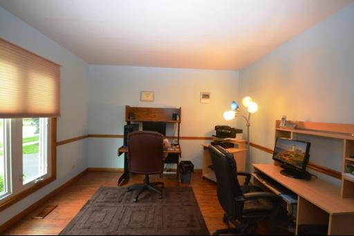 1860 Lisson Road Naperville, IL 60565 - Photo 9 of 16 a workspace with furniture and a window