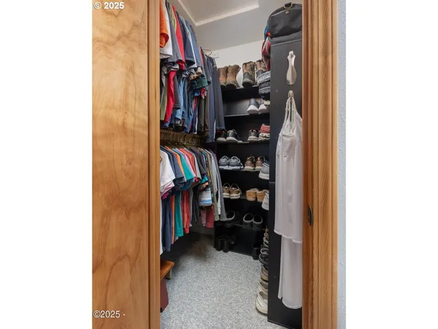 $475,000 | 3461 Northwest Lee Avenue, Lincoln City, OR 97367