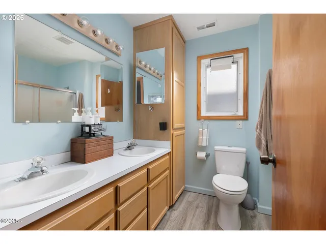 $475,000 | 3461 Northwest Lee Avenue, Lincoln City, OR 97367