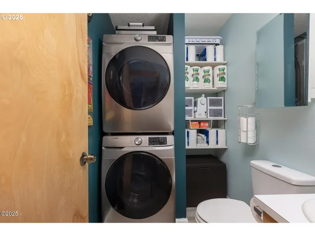 $475,000 | 3461 Northwest Lee Avenue, Lincoln City, OR 97367