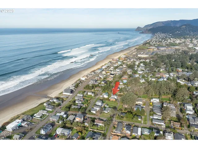 $475,000 | 3461 Northwest Lee Avenue, Lincoln City, OR 97367