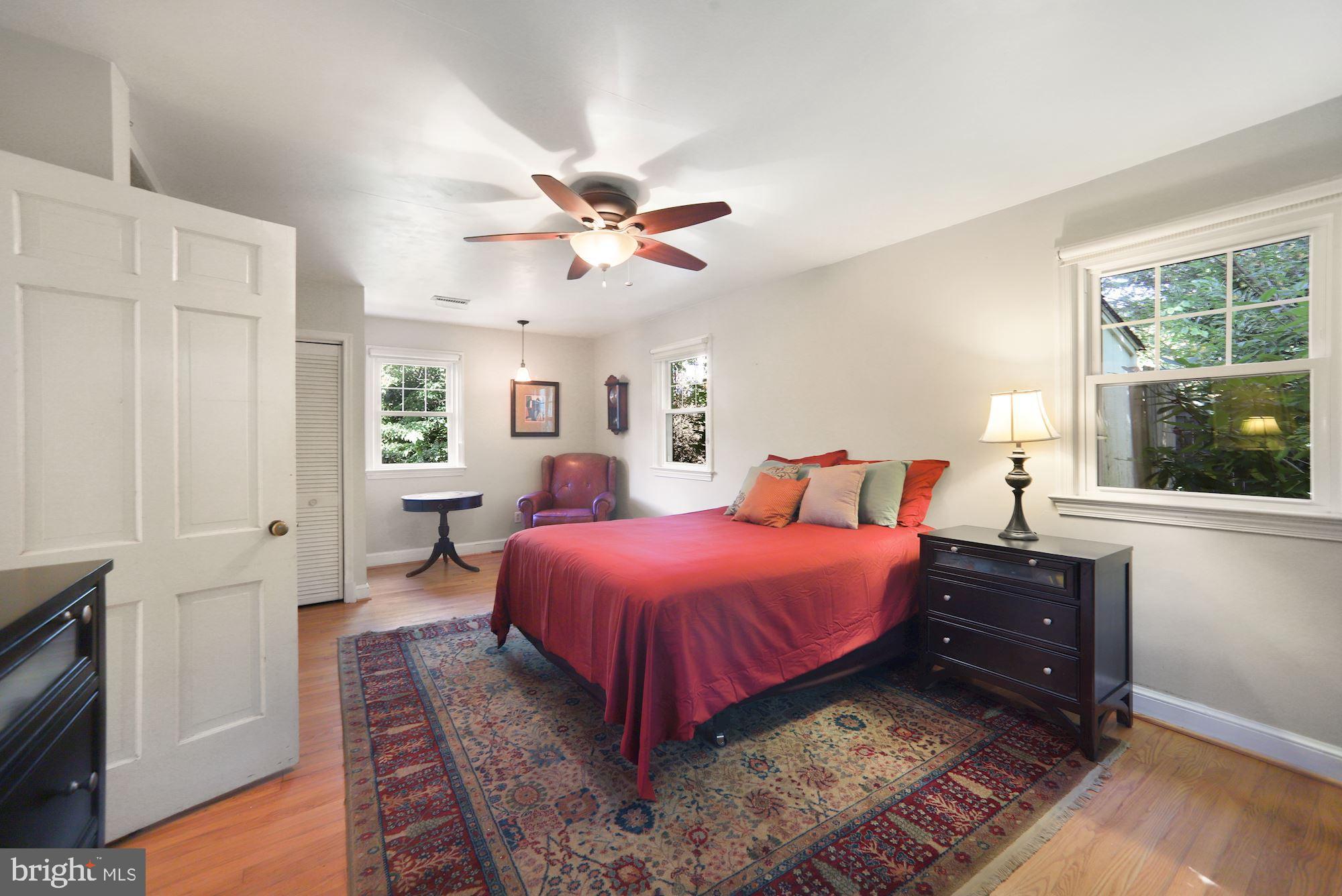 6201 Wedgewood Road Bethesda, MD 20817 - Photo 19 of 31 Primary Bedroom with En Suite