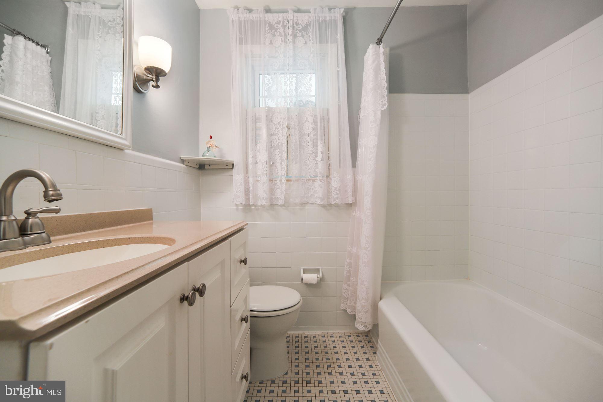 6201 Wedgewood Road Bethesda, MD 20817 - Photo 26 of 31 Second Bathroom