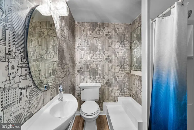 $4,500 | 10130 Blake Lane, Oakton, VA 22124