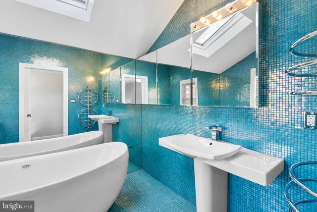 $4,500 | 10130 Blake Lane, Oakton, VA 22124