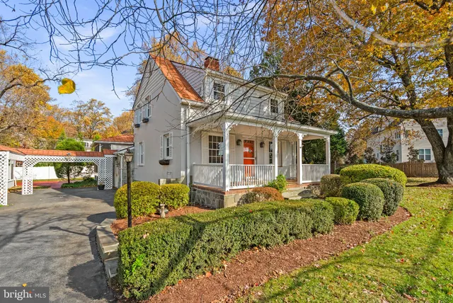 $4,500 | 10130 Blake Lane, Oakton, VA 22124