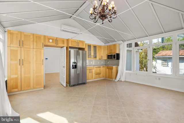 $4,500 | 10130 Blake Lane, Oakton, VA 22124