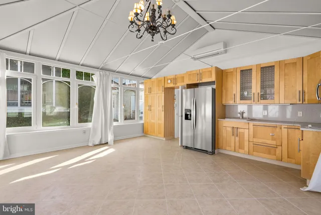 $4,500 | 10130 Blake Lane, Oakton, VA 22124