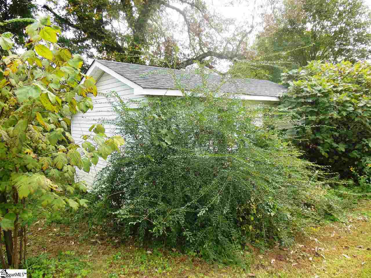103 Butler Road Easley, SC 29642 - Photo 4 of 23