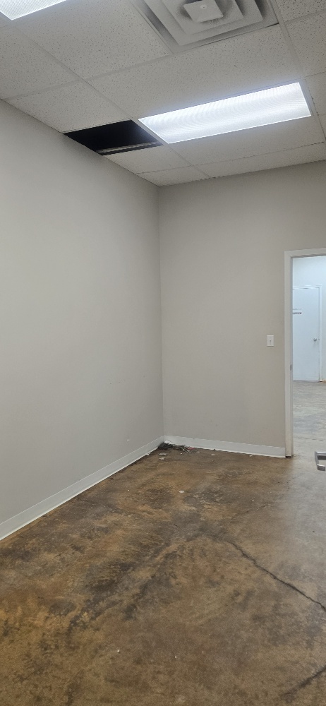 4410 Highway 176, Unit 9 Crystal Lake, IL 60012 - Photo 11 of 13 a view of an empty room