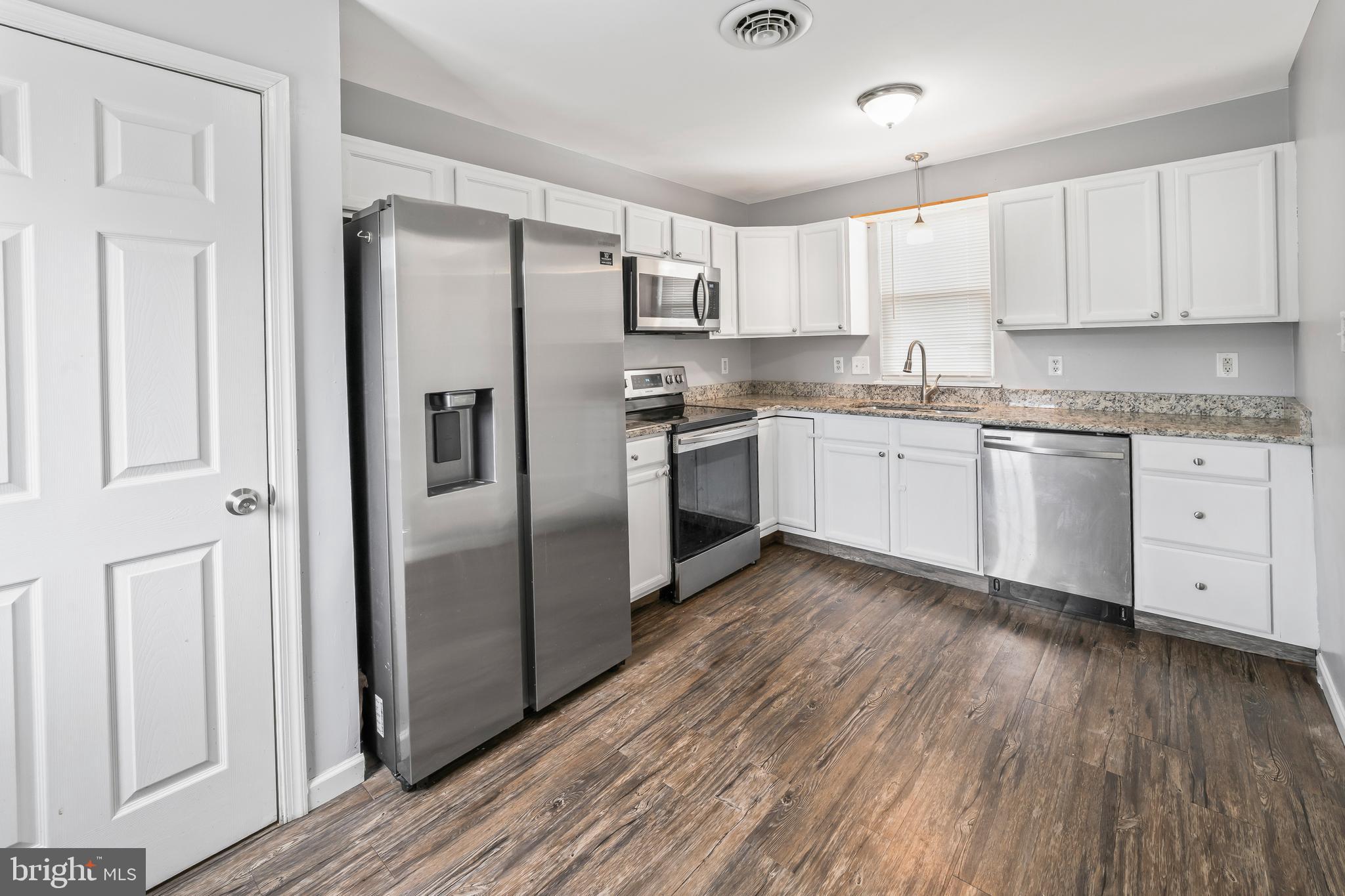 329 Wilson Avenue Carneys Point, NJ 08069 - Photo 11 of 30