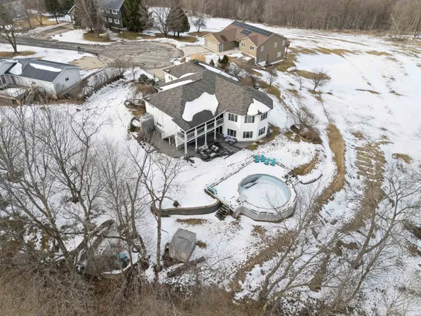 $550,000 | 214 Eagle Drive, McGregor, IA 52157