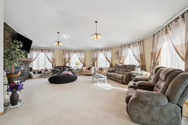 $550,000 | 214 Eagle Drive, McGregor, IA 52157