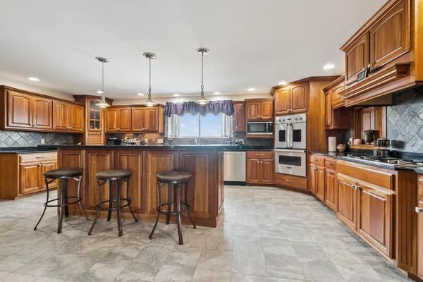 $550,000 | 214 Eagle Drive, McGregor, IA 52157