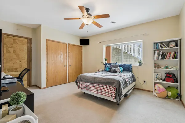 $550,000 | 214 Eagle Drive, McGregor, IA 52157