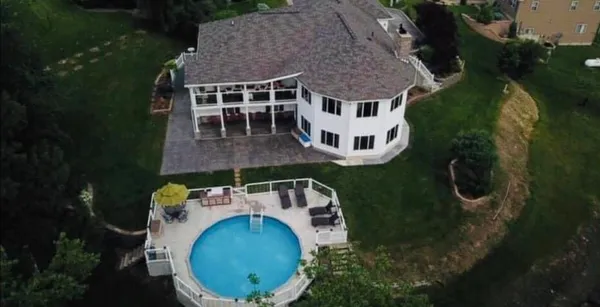 $550,000 | 214 Eagle Drive, McGregor, IA 52157