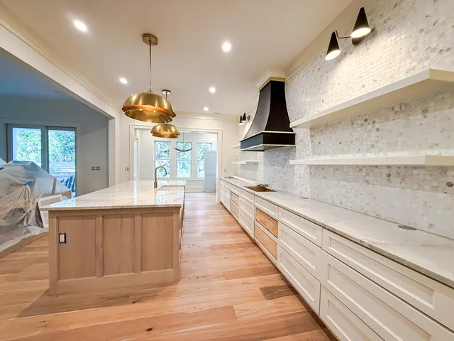 $4,675,000 | 6 29th Avenue, Isle of Palms, SC 29451