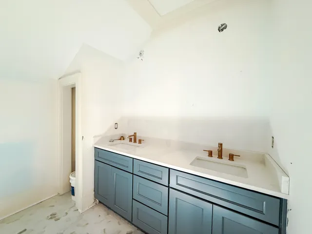 $4,675,000 | 6 29th Avenue, Isle of Palms, SC 29451