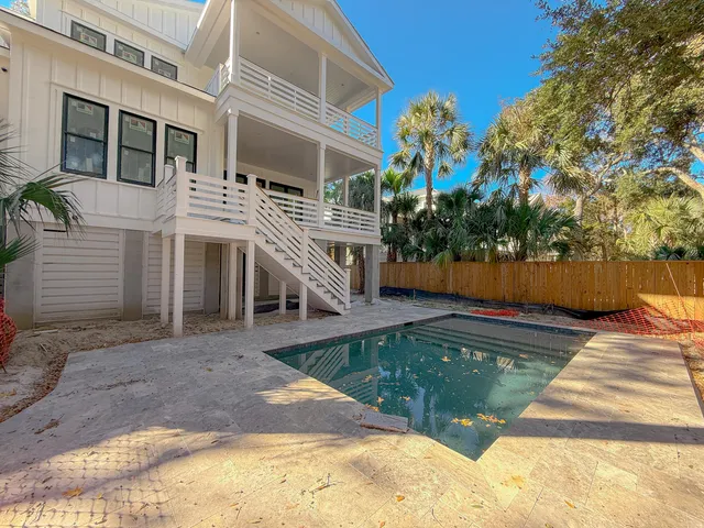 $4,675,000 | 6 29th Avenue, Isle of Palms, SC 29451