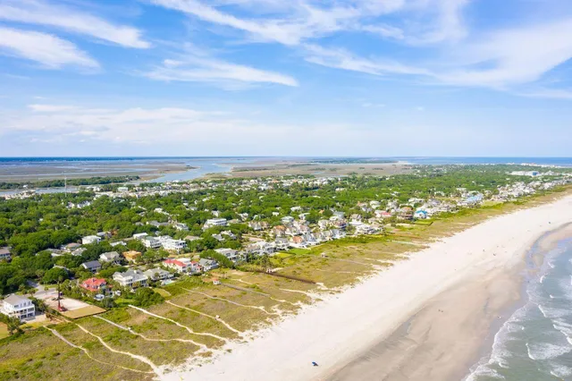 $4,675,000 | 6 29th Avenue, Isle of Palms, SC 29451