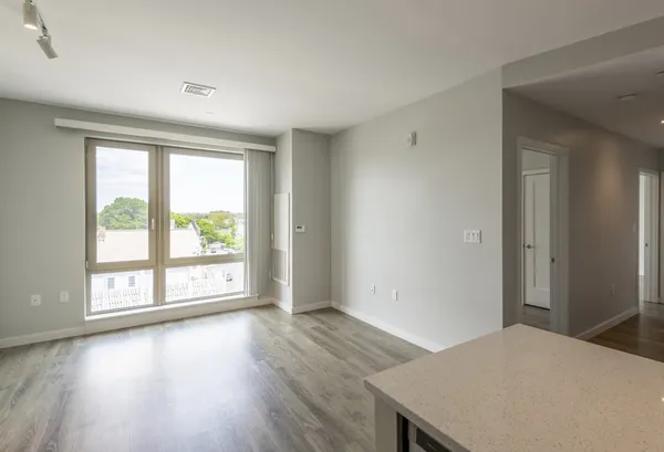 $4,295 | 640 Boston Avenue, Unit 211, Medford, MA 02155