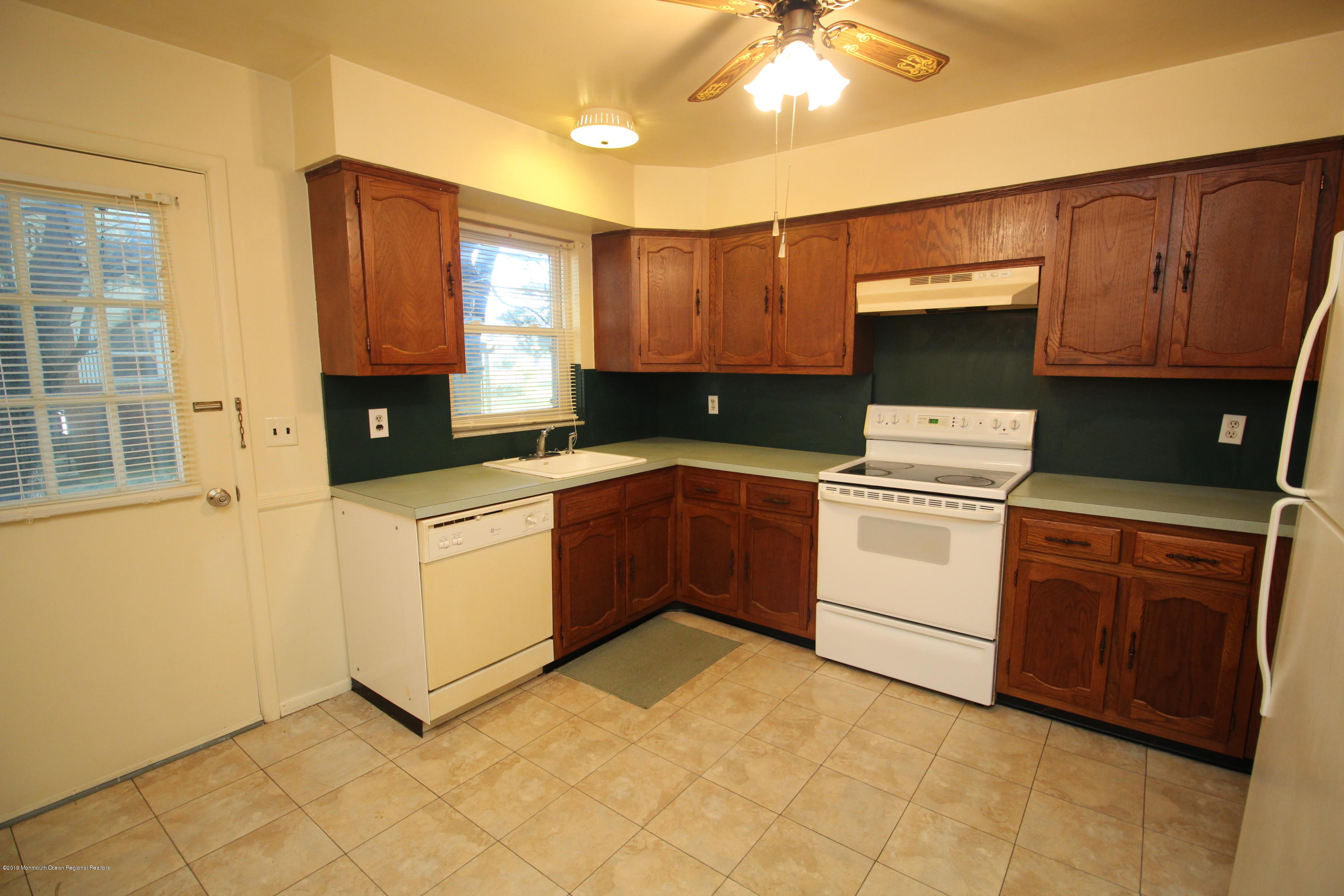 4 Mason Lane, Unit A Whiting, NJ 08759 - Photo 8 of 15 8 Kit