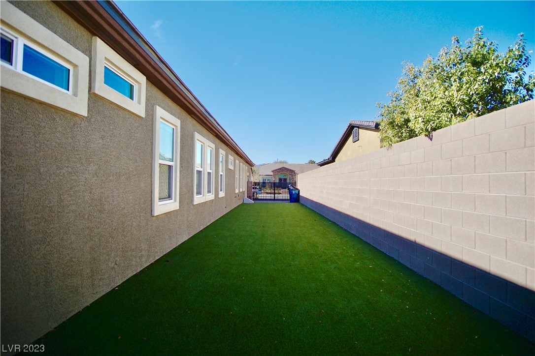 7036 Arabian Ridge Street Las Vegas, NV 89131 - Photo 84 of 92