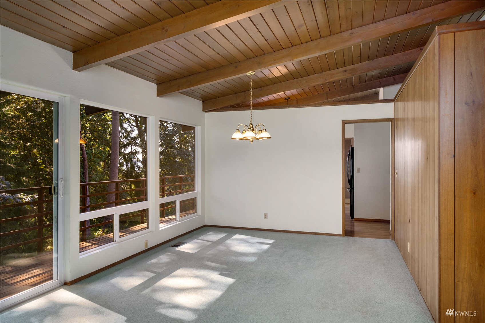 30807 26th Avenue Southwest Federal Way, WA 98023 - Photo 16 of 40 a view of a livingroom with a ceiling fan and window