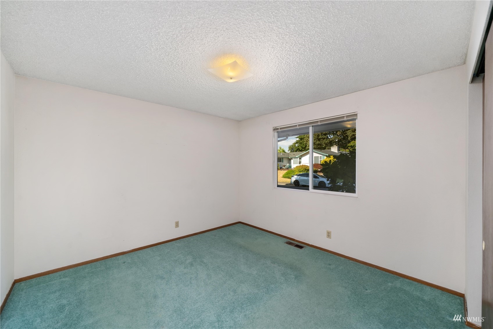 30807 26th Avenue Southwest Federal Way, WA 98023 - Photo 24 of 40 a view of an empty room