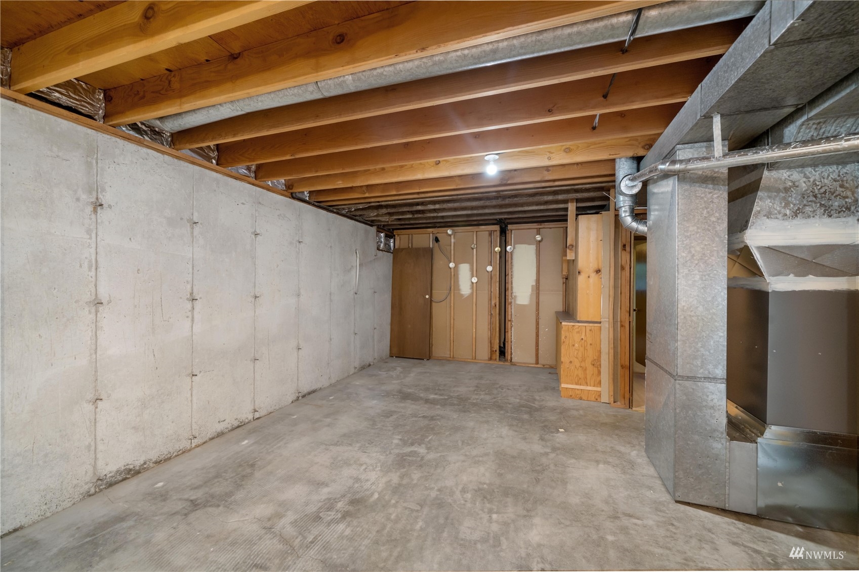 30807 26th Avenue Southwest Federal Way, WA 98023 - Photo 36 of 40 a view of an empty room