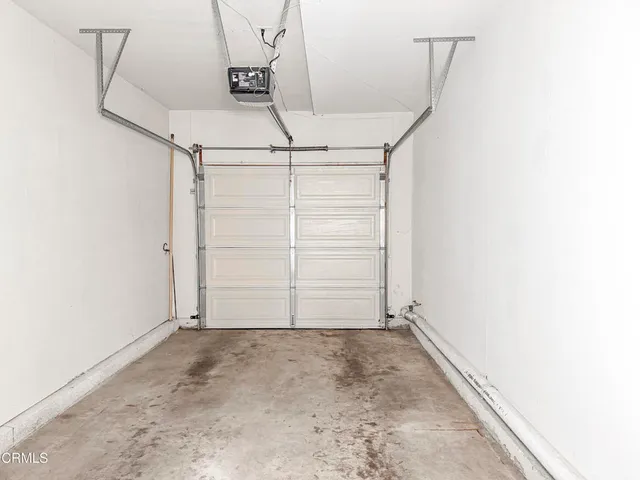 $399,900 | 2016 Blackberry Circle, Oxnard, CA 93036