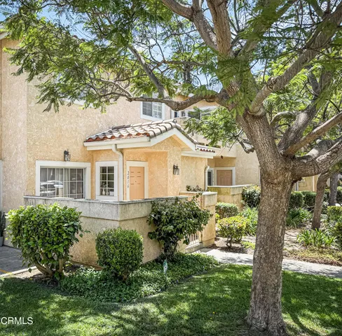 $399,900 | 2016 Blackberry Circle, Oxnard, CA 93036