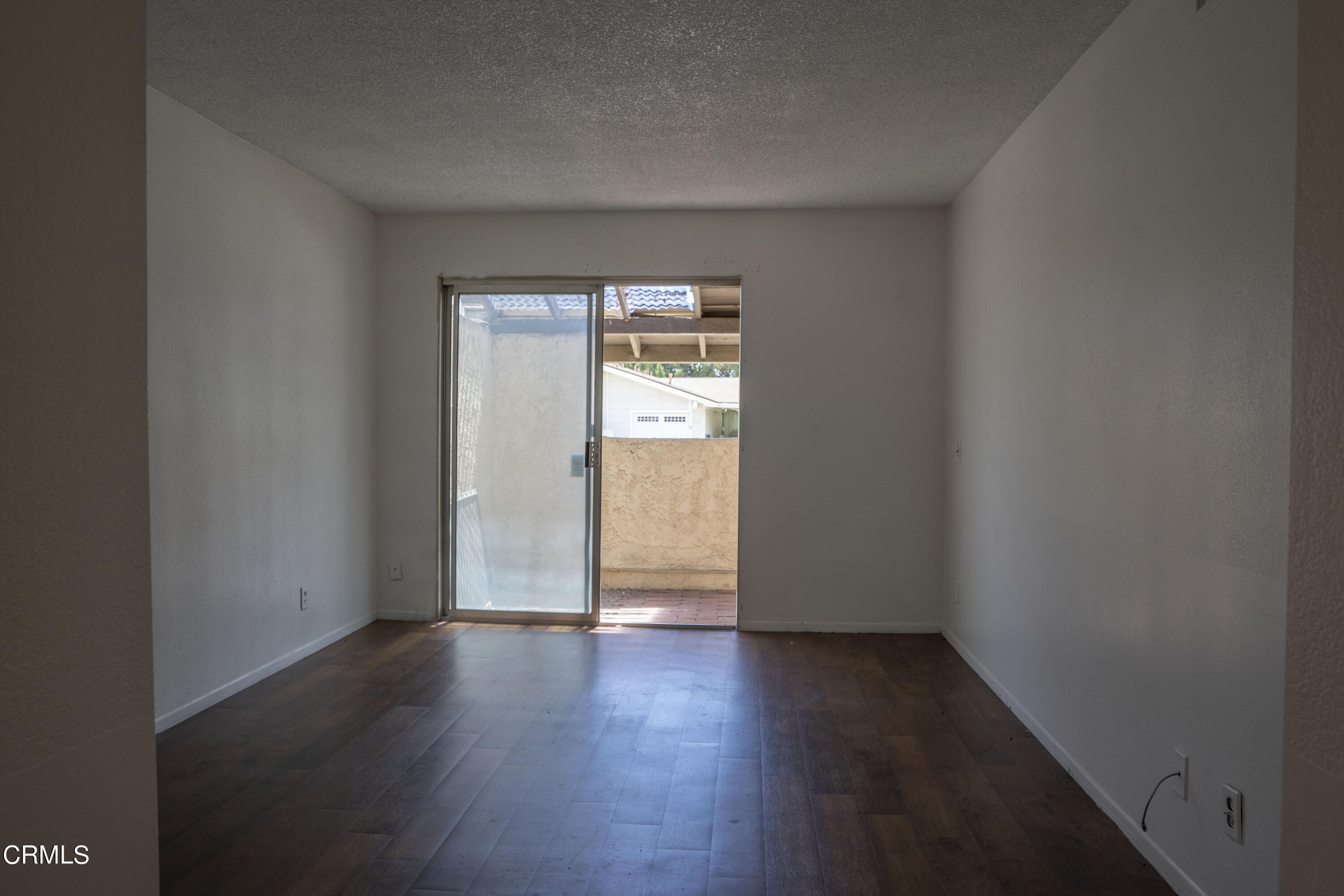 5263 Creekside Road Camarillo, CA 93012 - Photo 7 of 22 P6