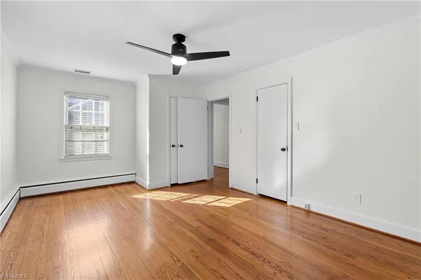$2,499 | 221 West Avondale Drive, Greensboro, NC 27403