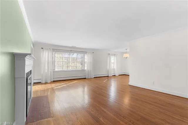 $2,600 | 221 West Avondale Drive, Greensboro, NC 27403