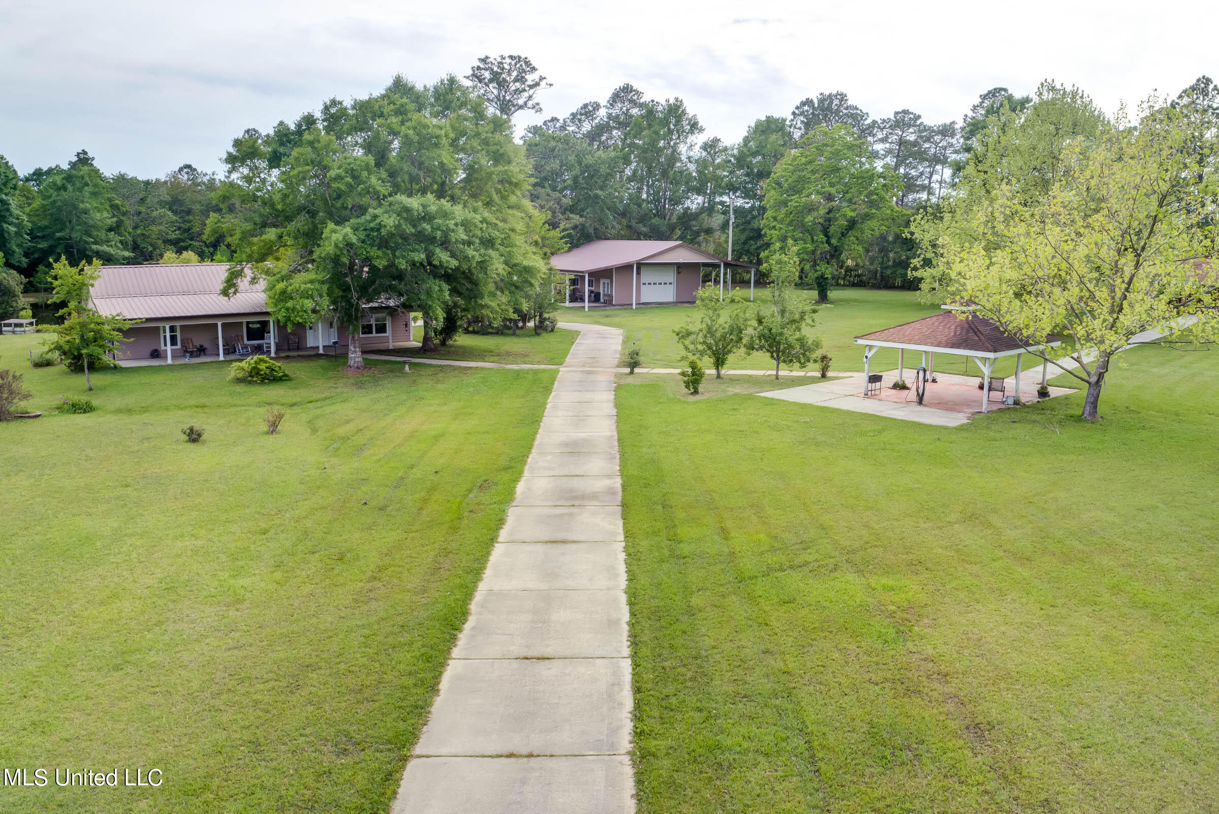 29109 J P Ladner Road Pass Christian, MS 39571 - Photo 4 of 70 29129 J P Ladner Rd (2)
