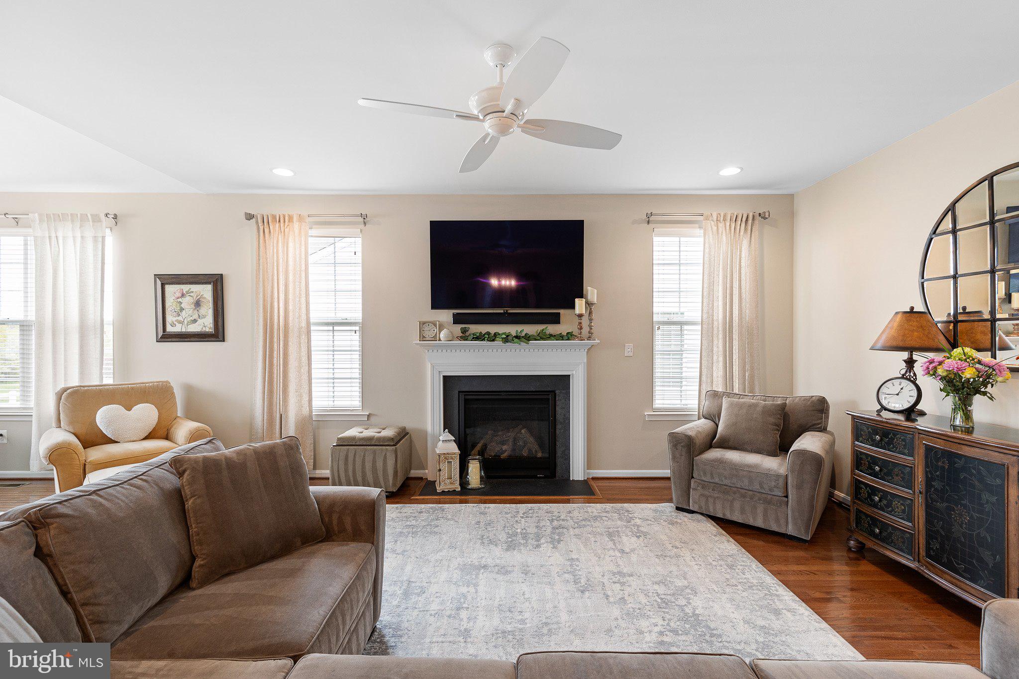 166 Silver Maple Road Middletown, DE 19709 - Photo 15 of 58 Living Room