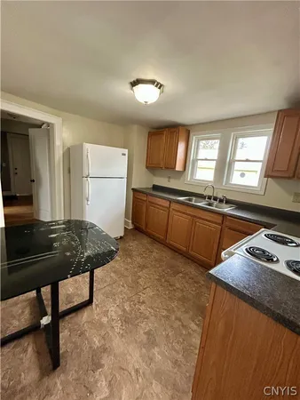 $1,200 | 722 North James Street, Unit 2, Rome, NY 13440
