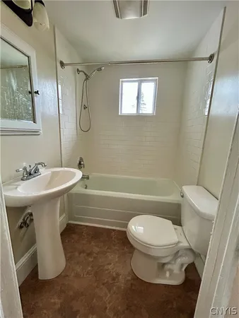 $1,200 | 722 North James Street, Unit 2, Rome, NY 13440