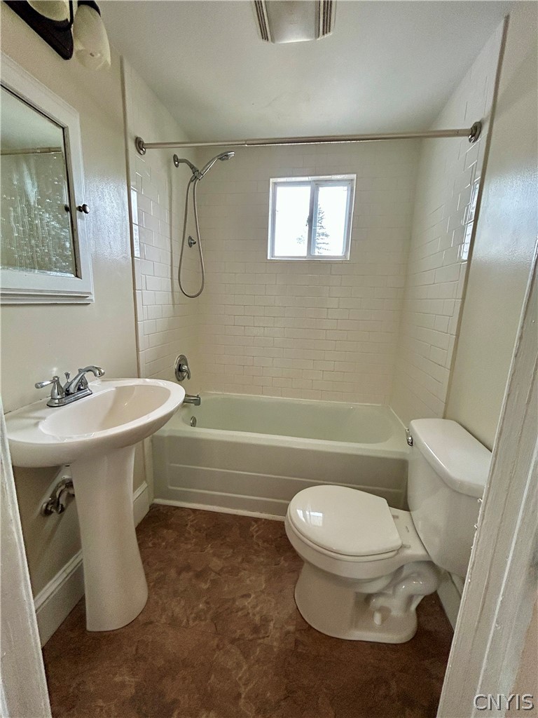 722 North James Street, Unit 2 Rome, NY 13440 - Photo 9 of 14