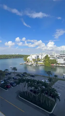 $1,899 | 400 Kings Point Drive, Unit 627, Sunny Isles Beach, FL 33160
