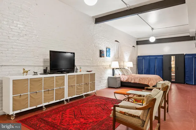 a black and white photo of a room